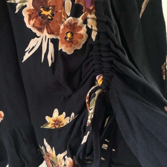 Saltwater Luxe Brantley Black Floral Cinch Dress size M - Picture 11 of 14